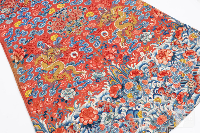 An embroidered red ground five clawed dragon 'female' formal robe, - 图11